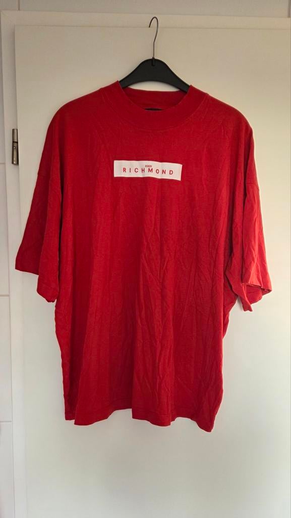Rood tshirt John Richmond maat L/40, Maat 38/40 (M), Ophalen of Verzenden, Zo goed als nieuw, Korte mouw